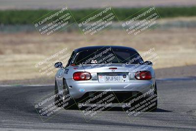 media/May-12-2024-OnGrid (Sun) [[7455ef9f94]]/Group 4 Blue/Session 2 (Outsise Cotton Corners) blue/